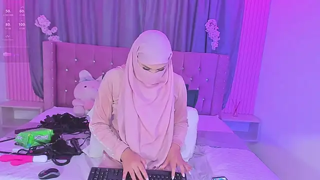 Nayla-Mouna