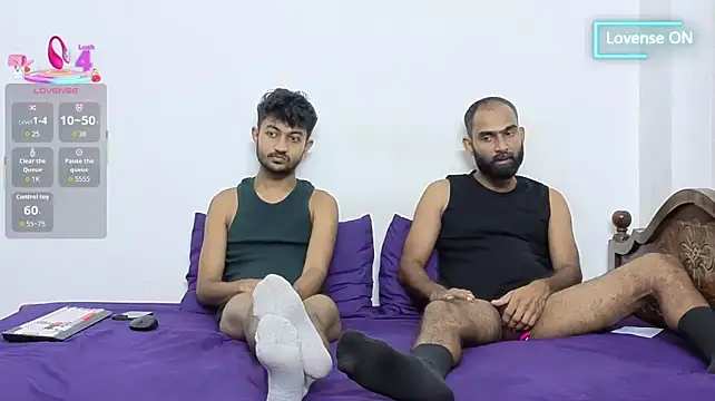 DesiDaddyandSon webcam