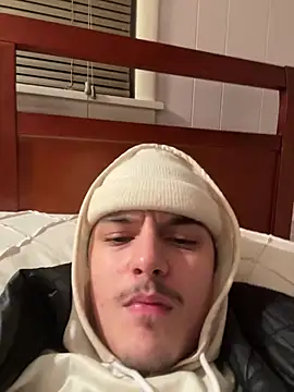 CarmeloA live cam