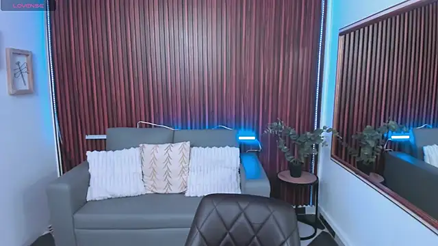 Liz_bohemia__ webcam