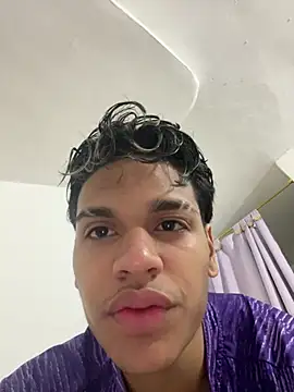 Marco_deluxxxe webcam