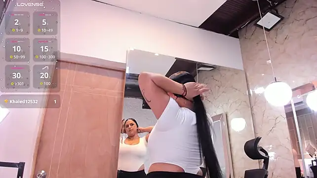 katleya_lewiis webcam
