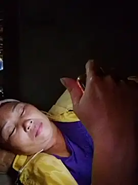 NiLoveSquirt webcam