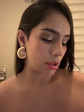 Mau_White live cam