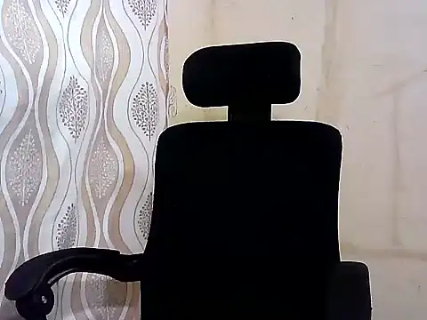 bj_l0ve live cam on StripChat