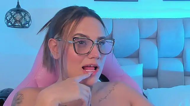 Susan-Sweet-7 webcam