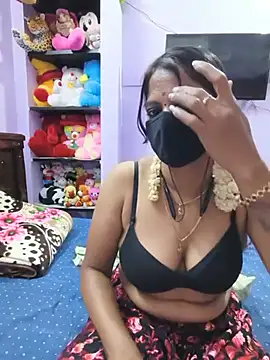 Tamil_Ishu webcam