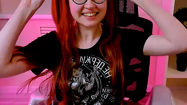 CarolGiggly live cam preview