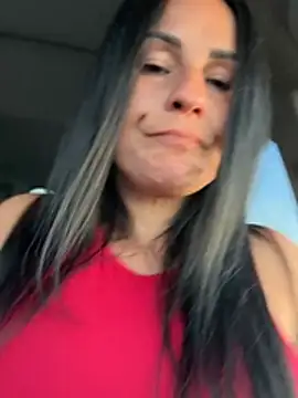 Amira_amira's live stream