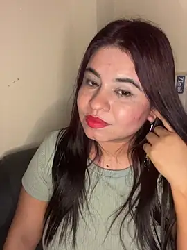 LUNA_DULCE1 live cam on StripChat