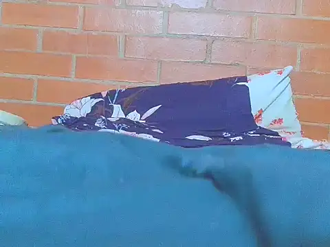 johan70sexy live cam on StripChat