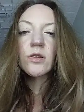 KattyLuuu webcam