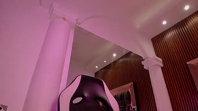 Sotf_Charlotte live cam preview