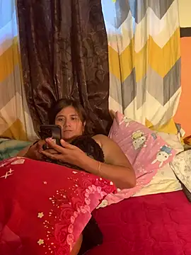 Ur_YuSra live cam preview
