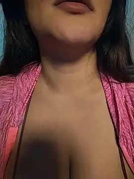 LucianaMadison Live Webcam on Stripchat