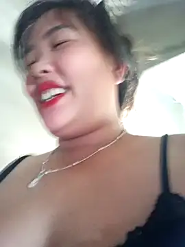 Irene-01 live cam on StripChat