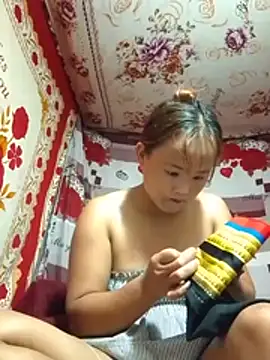 Hanhphuc_x live cam on StripChat