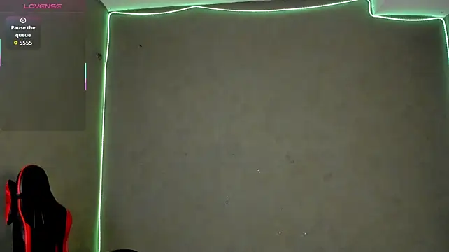 LiamVibes212 webcam