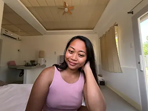 Juliet_official_pro webcam