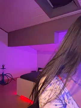 LunnaVey live cam preview