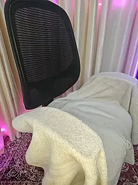 Curvy_Pooja webcam