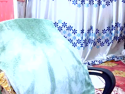 Noor_Zarin27 live cam on StripChat