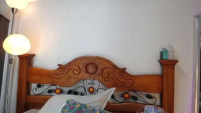 Mia_babee_ live cam on StripChat