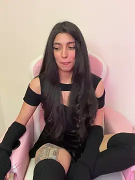 Felicia_smok3 live cam on StripChat