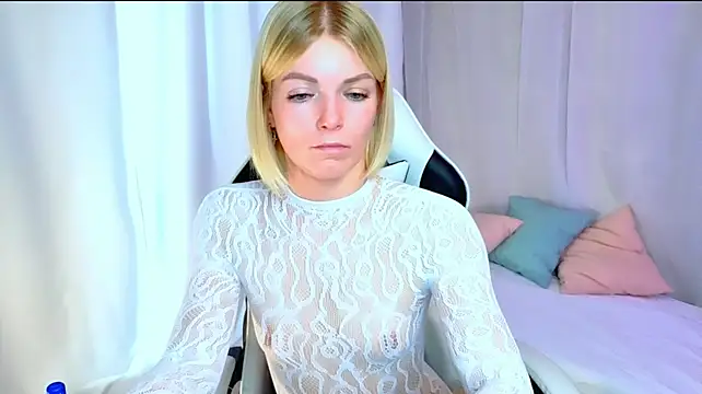 Lily_Daviss