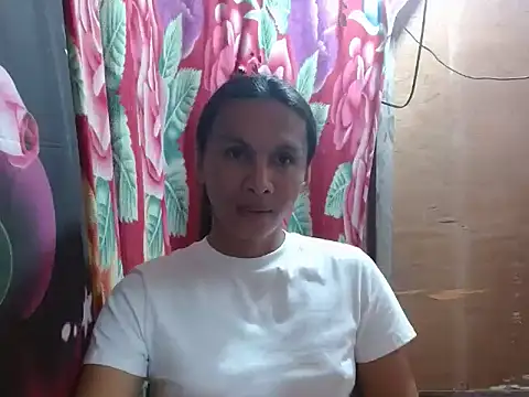 lovelycarla32 webcam