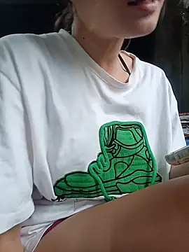 Linda-yiyi webcam
