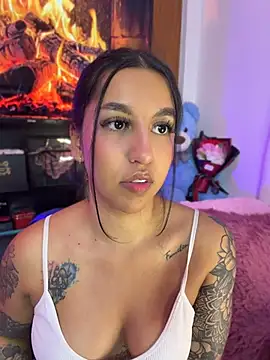 Tamara_Roberts1 webcam