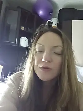 KattyLuuu webcam