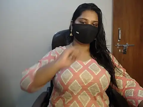 Yourroshini webcam