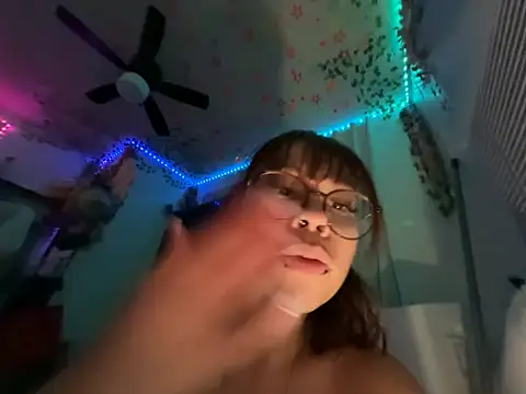 moan4mona webcam