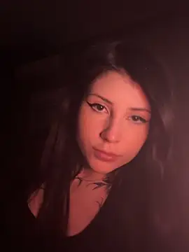 Selinakimura webcam