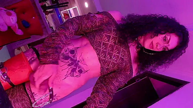 PervertedMissCloe webcam