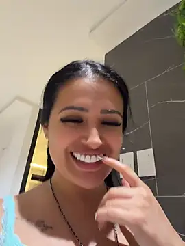 Sara_fun webcam
