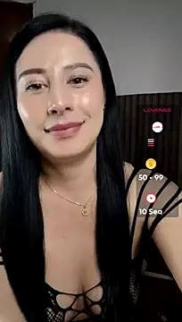 Emma_Hotkiss webcam