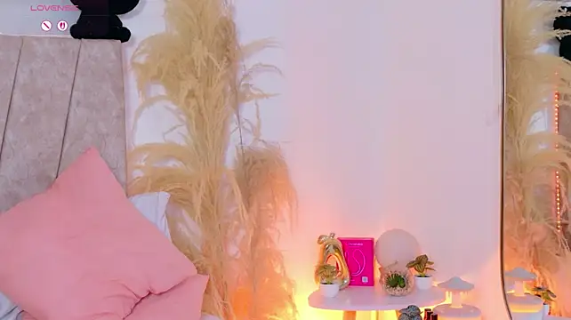 Maddie_Evanss
