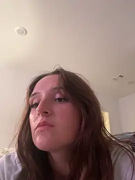 halostar (F young) - Dildo in missionary 3 min