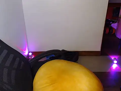 Hot_Muscle69 webcam