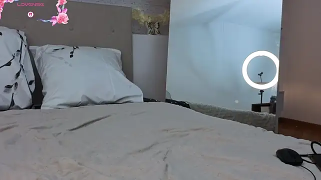 L1ittle_kitty_ webcam