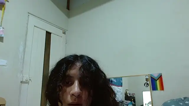AlinaWoolf_ webcam