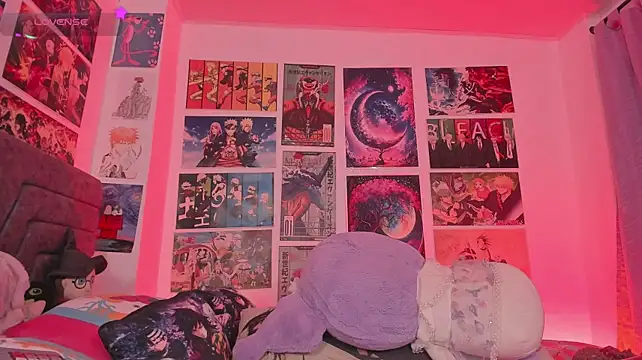 MissCurvyTop webcam
