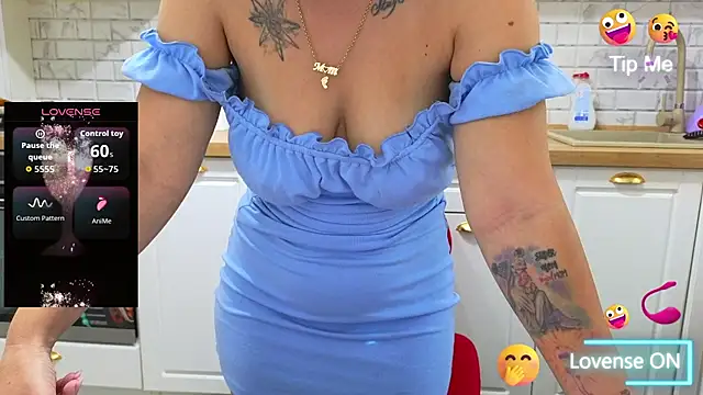 BoobsyBabe webcam