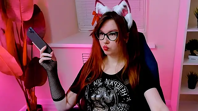 CarolGiggly webcam