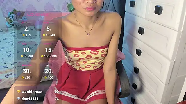 Mica_Jones webcam