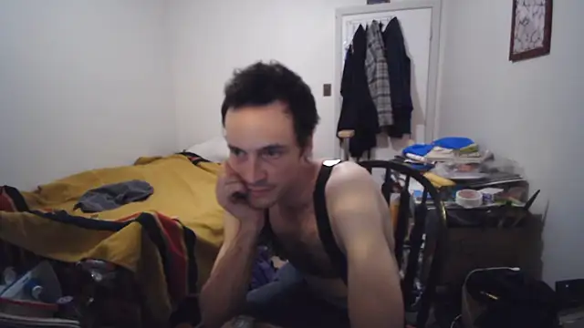 JohnnyMoves webcam