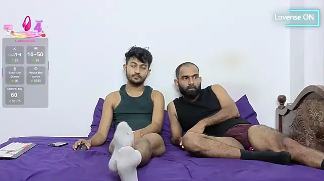 DesiDaddyandSon webcam